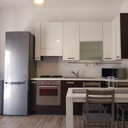 Guest house Le Ortensie Di Lara 3*