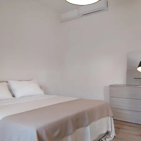 Guest house Le Ortensie Di Lara 3*